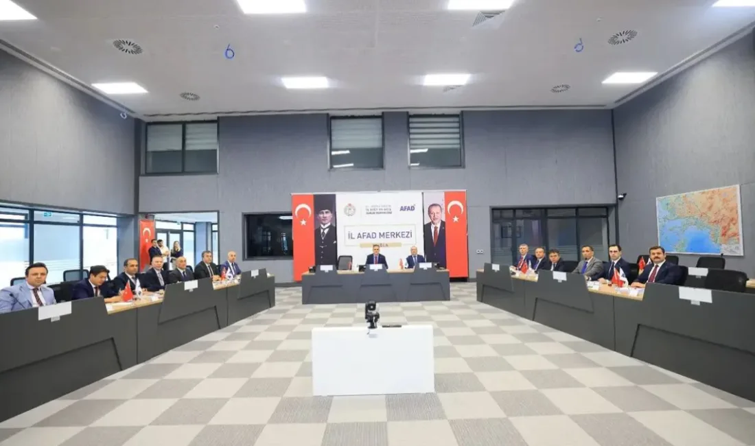 Muğla Valisi Dr. İdris Akbıyık başkanlığında gerçekleştirilen Kaymakamlar Toplantısı’nda, il